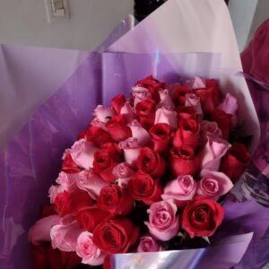 Ramo 100 rosas combinadas