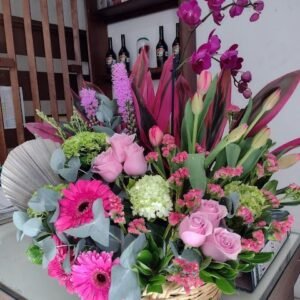 Canasta Muñequitas y Orquidea
