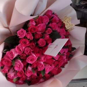 Ramo de 150 Rosas Rojas y Fushia con Coronita