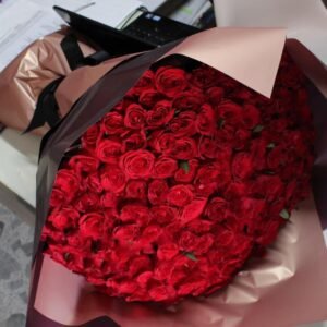 Ramo de 200 Rosas Rojas Victoria