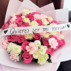 Ramo Darling 50 rosas y claveles