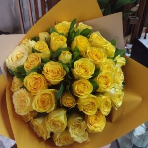 ramo 50 rosas amarillas
