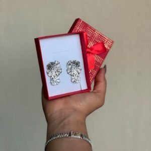 Arete de flor doble plateado
